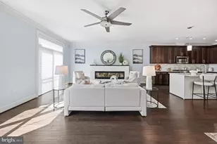43565 Michigan Sq, Leesburg, VA 20176 - Photo 29
