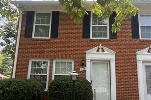 226 N Auburn Dr, Sterling, VA 20164 - Photo 1