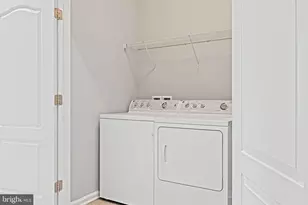 42350 Benfold Square, Brambleton, VA 20148 - Photo 27