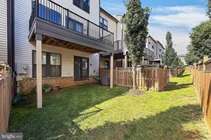 42300 Crawford Ter, Brambleton, VA 20148 - Photo 63