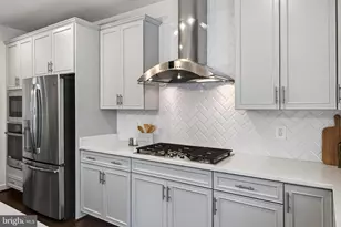 42300 Crawford Ter, Brambleton, VA 20148 - Photo 17