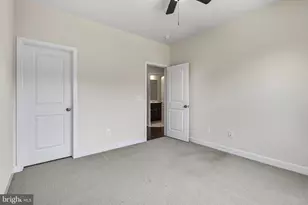 42300 Crawford Ter, Brambleton, VA 20148 - Photo 43