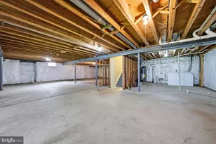 25948 Donovan Dr, Chantilly, VA 20152 - Photo 45