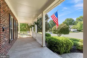 20828 Cross Timber Dr, Ashburn, VA 20147 - Photo 5