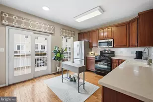 42813 Flannigan Terrace, Chantilly, VA 20152 - Photo 9