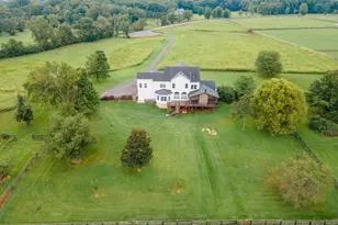 37796 Elizabeths Field Ln, Purcellville, VA 20132 - Photo 15