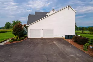 37796 Elizabeths Field Ln, Purcellville, VA 20132 - Photo 7