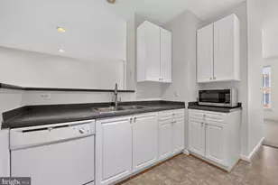 46183 Cecil Terrace, Sterling, VA 20165 - Photo 5