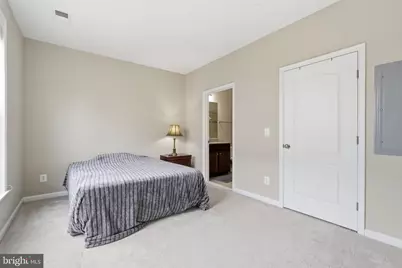 24682 Byrne Meadow Square, Aldie, VA 20105 - Photo 15