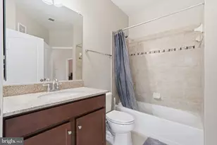 24682 Byrne Meadow Square, Aldie, VA 20105 - Photo 17