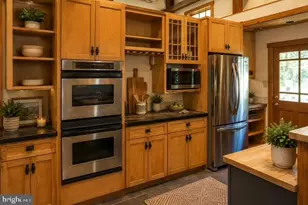 12883 Furnace Mountain Rd, Lovettsville, VA 20180 - Photo 11