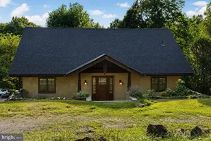 12883 Furnace Mountain Rd, Lovettsville, VA 20180 - Photo 1