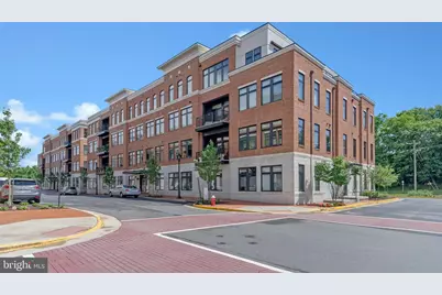 3 Stationmaster Street SE #201, Leesburg, VA 20175 - Photo 1