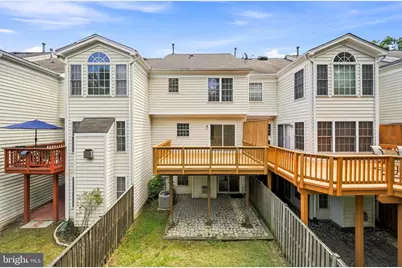 25251 Dunvegan Square, Chantilly, VA 20152 - Photo 23
