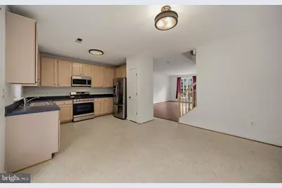 25251 Dunvegan Square, Chantilly, VA 20152 - Photo 11
