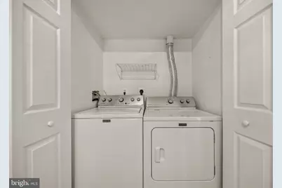 25251 Dunvegan Square, Chantilly, VA 20152 - Photo 5