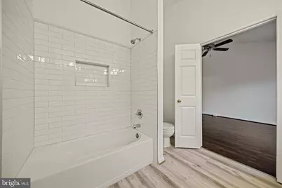 25251 Dunvegan Square, Chantilly, VA 20152 - Photo 17