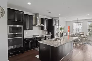 25441 Hartland Orch Ter, Chantilly, VA 20152 - Photo 9