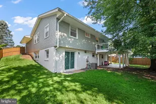 1012 S Hoga Rd, Sterling, VA 20164 - Photo 5