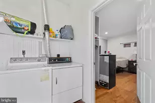 1012 S Hoga Rd, Sterling, VA 20164 - Photo 33