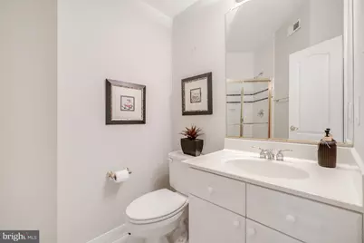 20366 Fallsway Ter, Sterling, VA 20165 - Photo 21