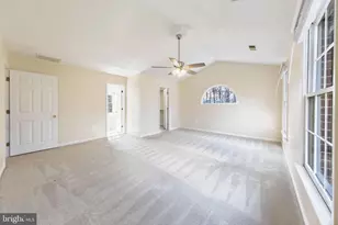 36767 Pelham Ct, Purcellville, VA 20132 - Photo 17