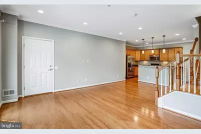 20638 Sibbald Square, Ashburn, VA 20147 - Photo 11
