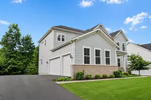 23609 Roselle Rdg Ln, Aldie, VA 20105 - Photo 3