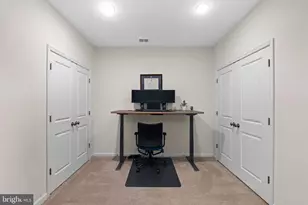 1518 Ribbon Limestone Terrace SE, Leesburg, VA 20175 - Photo 21