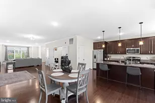 1518 Ribbon Limestone Terrace SE, Leesburg, VA 20175 - Photo 15