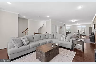 1518 Ribbon Limestone Terrace SE, Leesburg, VA 20175 - Photo 5