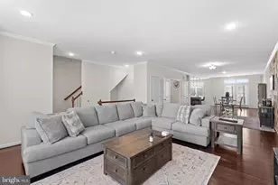 1518 Ribbon Limestone Terrace SE, Leesburg, VA 20175 - Photo 5