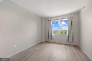 19355 Cypress Ridge Terrace, Leesburg, VA 20176 - Photo 15