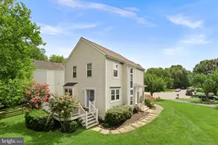 21 Glengyle Ln, Sterling, VA 20165 - Photo 11