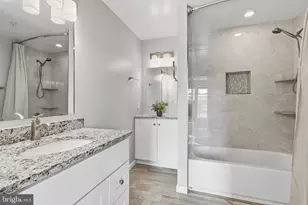 21833 Baldwin Square, Sterling, VA 20164 - Photo 19