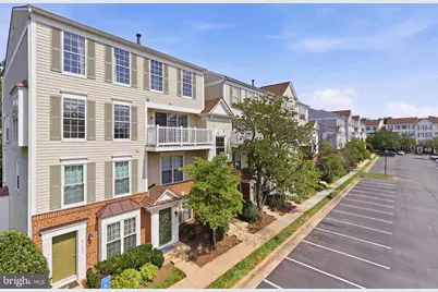 21833 Baldwin Square #300, Sterling, VA 20164 - Photo 3
