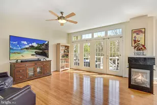 18488 Lanier Island Square, Leesburg, VA 20176 - Photo 11