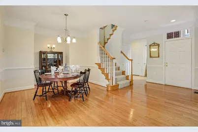 18488 Lanier Island Square, Leesburg, VA 20176 - Photo 5