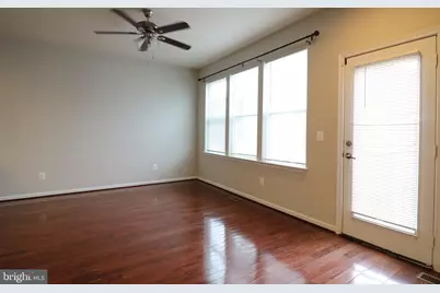 25585 Feltre Terrace, Chantilly, VA 20152 - Photo 11