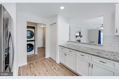 20596 Cornstalk Terrace #302, Ashburn, VA 20147 - Photo 7