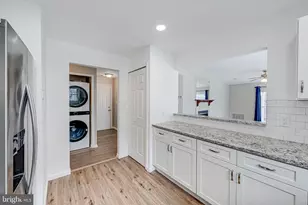 20596 Cornstalk Terrace, Ashburn, VA 20147 - Photo 7