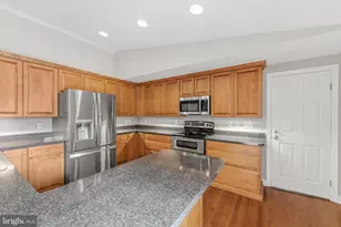 114 Birch St NE, Leesburg, VA 20176 - Photo 11