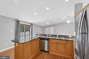 114 Birch St NE, Leesburg, VA 20176 - Photo 13