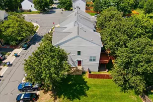 21760 Brondesbury Park Terrace, Sterling, VA 20166 - Photo 13