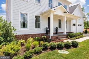 326 Runner Stone Ct NW, Leesburg, VA 20176 - Photo 3