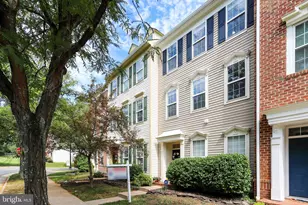 42790 Cedar Hedge St, Chantilly, VA 20152 - Photo 3