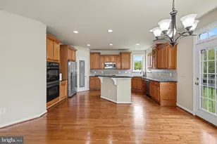 42047 Pepperbush Pl, Stone Ridge, VA 20105 - Photo 27