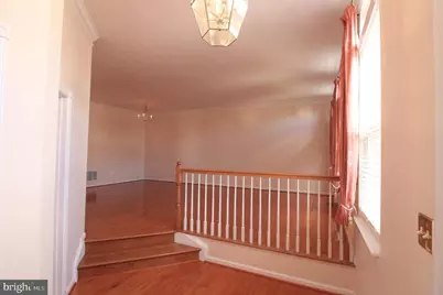 21485 Trowbridge Square, Ashburn, VA 20147 - Photo 5