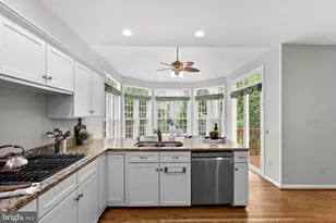 43478 Golden Meadow Cir, Ashburn, VA 20147 - Photo 17