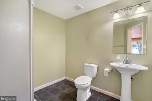 17204 Rosecliff Ct, Round Hill, VA 20141 - Photo 21